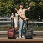 Oakville fekete S Ryanair 55x40x20 bőrönd, kabinbőrönd
