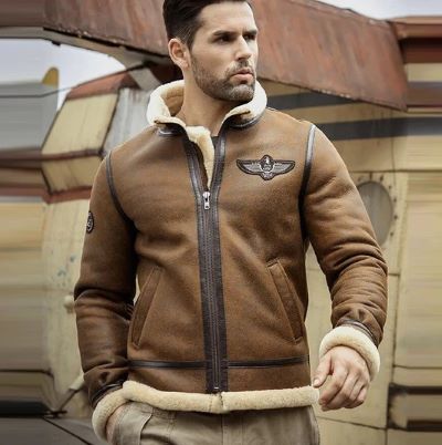 Men's leather jacket for travel: style and quality wherever you go